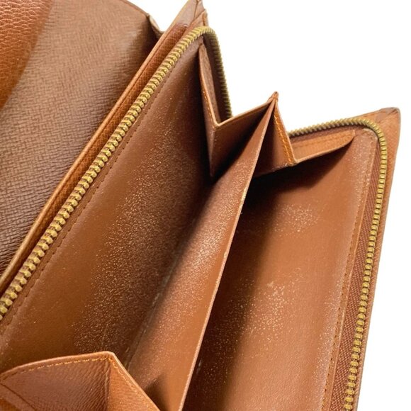 LOUIS VUITTON Porte Monnaie Zip Monogram - Bifold Wallet 136-081225 - Picture 9 of 11